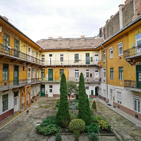 K03 Elitehost Kis Diofa Central Budapest Exteriör bild